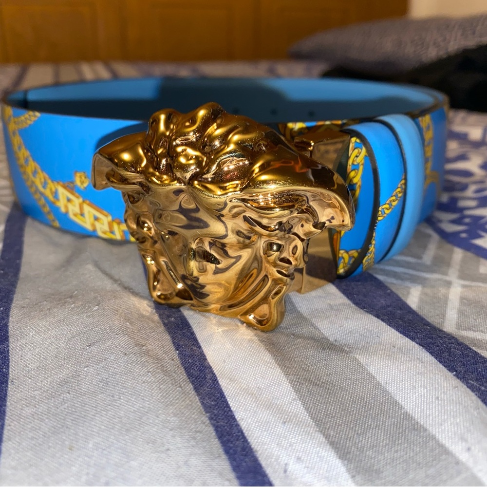 VERSACE
Reversible Blue 'La Medusa' Chain Belt